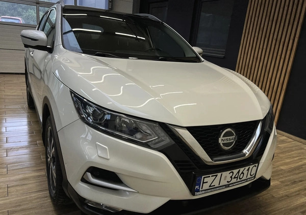 Nissan Qashqai cena 62900 przebieg: 120000, rok produkcji 2018 z Skoczów małe 742